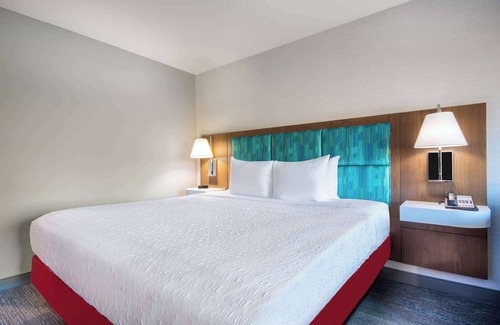 East Aurora Hotel | Hampton Inn East Aurora