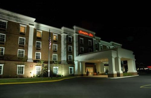 Easton Hotel | Hampton Inn Easton