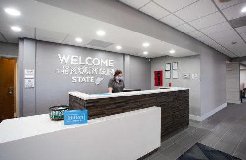 Elkins Hotel | Hampton Inn Elkins