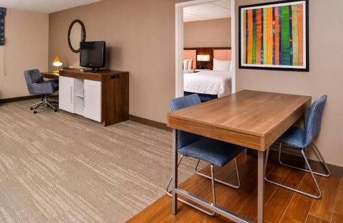 Emporia Hotel | Hampton Inn Emporia
