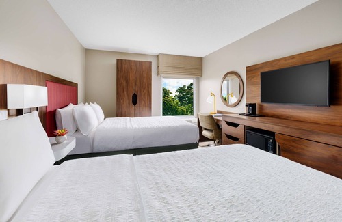 Oakland Park Hotel | Hampton Inn Ft. Lauderdale-Cypress Creek