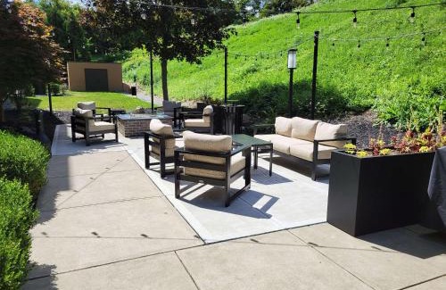 Greensburg Hotel | Hampton Inn Greensburg