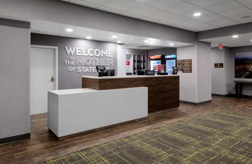 Callands-Gretna Hotel | Hampton Inn Gretna - Smith Mountain Lake
