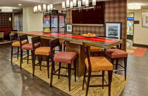 Baytown Hotel | Hampton Inn Houston Baytown