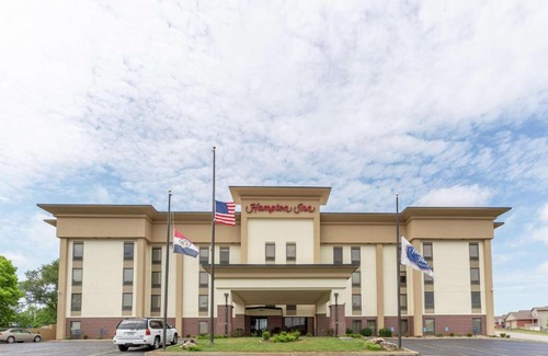 Jefferson City Hotel | Hampton Inn Jefferson City at Capital Mall