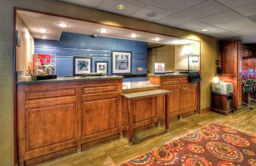 Arlington Hotel | Hampton Inn Jonesville/Elkin