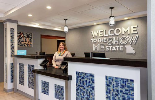 Blue Springs Hotel | Hampton Inn Kansas City Blue Springs