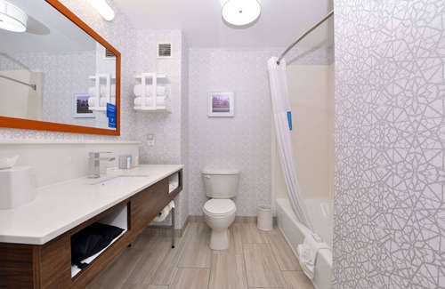 Winnetonka Hotel | Hampton Inn Kansas City Northeast