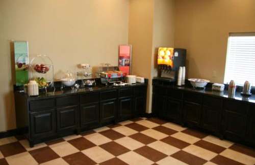 La Grange Hotel | Hampton Inn La Grange