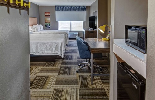 Lawson Heights Hotel | Hampton Inn Latrobe