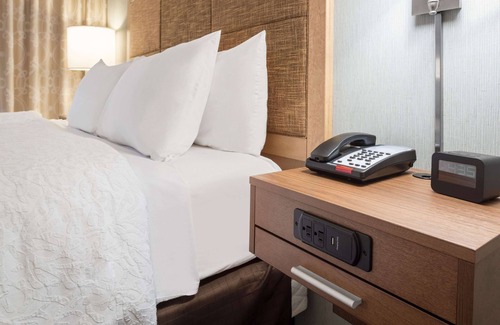 Highlands Hotel | Hampton Inn Lincoln Airport