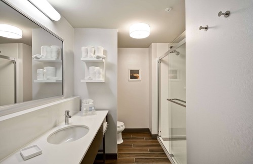 Livonia Hotel | Hampton Inn Livonia Detroit