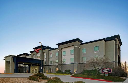 Lordsburg Hotel | Hampton Inn Lordsburg
