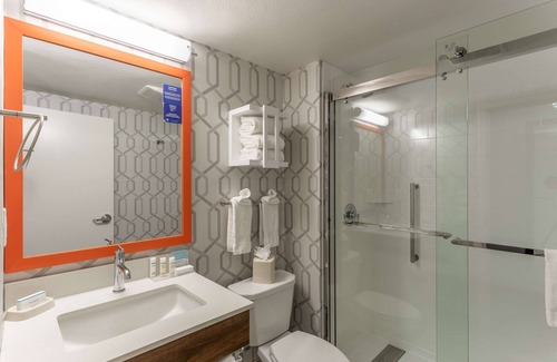 Madison Hotel | Hampton Inn Madison East Towne Mall Area