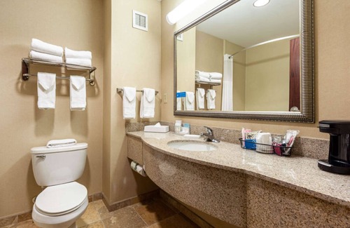 Inwood Hotel | Hampton Inn Martinsburg South-Inwood