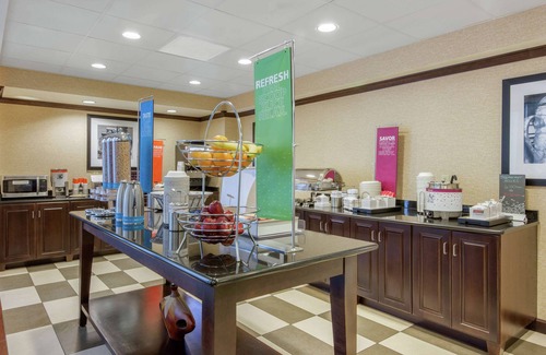 Meadville Hotel | Hampton Inn Meadville