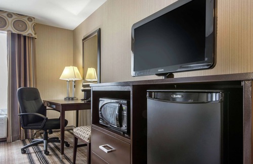 Meadville Hotel | Hampton Inn Meadville