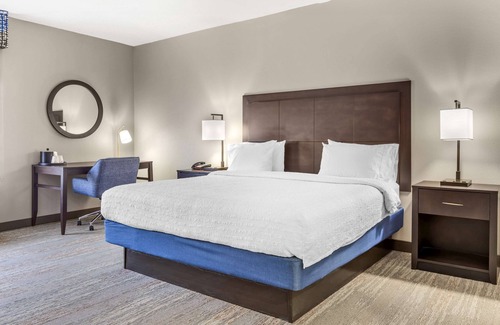Mebane Hotel | Hampton Inn Mebane
