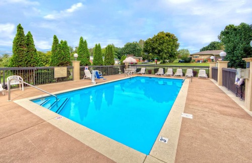 Morristown Hotel | Hampton Inn Morristown
