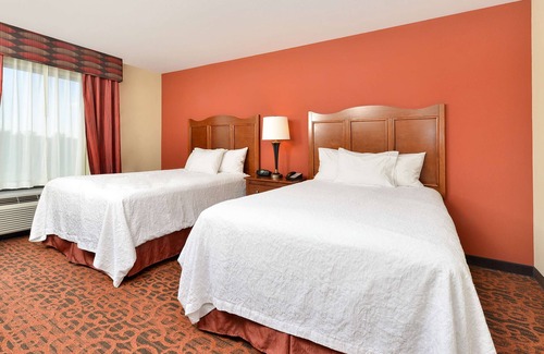 Muscatine Hotel | Hampton Inn Muscatine