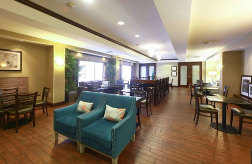 North Brunswick Hotel | Hampton Inn North Brunswick/New Brunswick