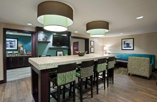 North Sioux City Hotel | Hampton Inn North Sioux City