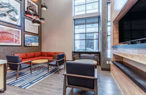 Downtown Oakland Hotel | Hampton Inn Oakland Downtown-City Center