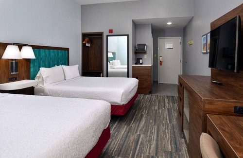 Port Lagoon Hotel | Hampton Inn Panama City Beach