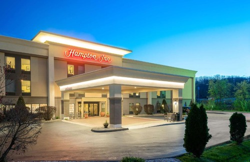 Mineralwells Hotel | Hampton Inn Parkersburg/Mineral Wells