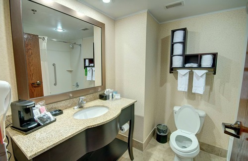Mineralwells Hotel | Hampton Inn Parkersburg-Mineral Wells
