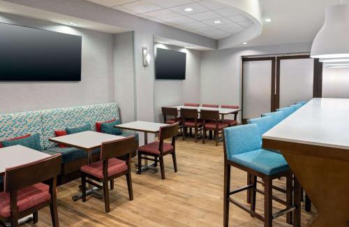 Colonial Heights Hotel | Hampton Inn Petersburg - Southpark Mall