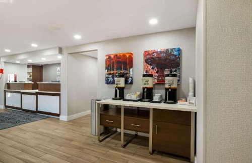 Willow Grove Hotel | Hampton Inn Philadelphia/Willow Grove