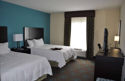 Pleasanton Hotel | Hampton Inn Pleasanton