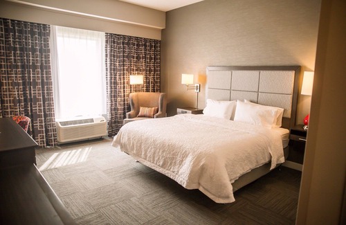 Pontiac Hotel | Hampton Inn Pontiac