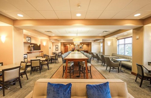 Presque Isle Hotel | Hampton Inn Presque Isle