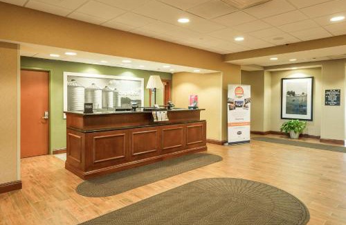 Presque Isle Hotel | Hampton Inn Presque Isle