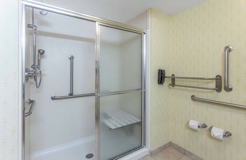 South Richmond Hotel | Hampton Inn Richmond - South