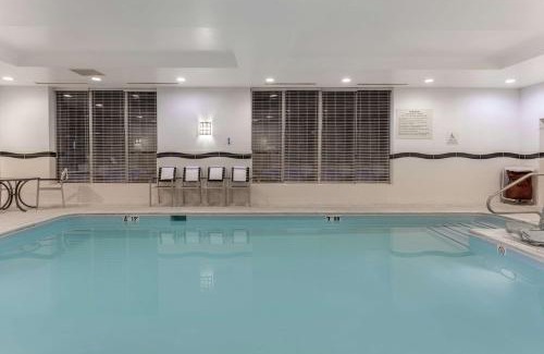 South Richmond Hotel | Hampton Inn Richmond - South
