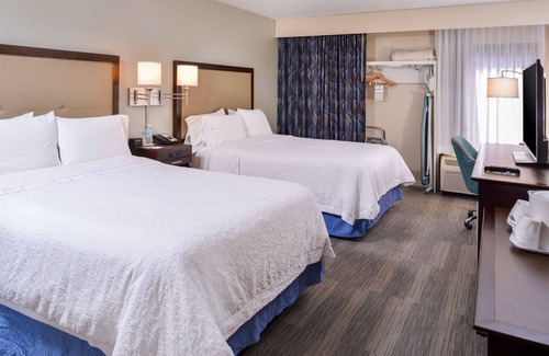 SeaTac Hotel | Hampton Inn Seattle-Airport