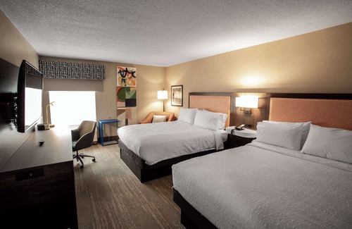 Springfield Hotel | Hampton Inn Springfield