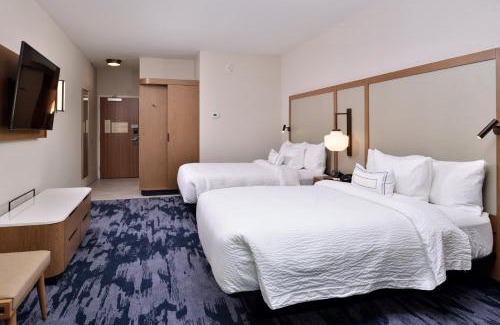 Cranberry Township Hotel | Hampton Inn & Suites Cranberry Township/Mars