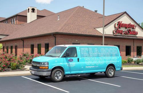 Middleburg Heights Hotel | Hampton Inn & Suites Cleveland-Airport/Middleburg Heights