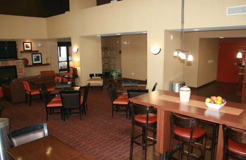 Aberdeen Hotel | Hampton Inn & Suites Aberdeen