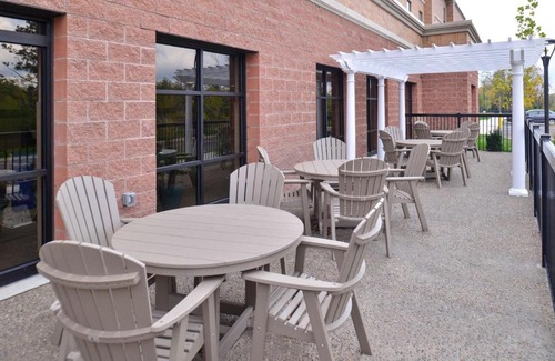 Ann Arbor Hotel | Hampton Inn & Suites Ann Arbor West
