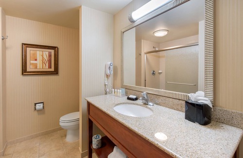Pacific Hotel | Hampton Inn & Suites Arcata