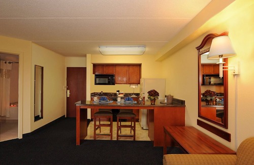 Cumberland Hotel | Hampton Inn & Suites Atlanta Galleria