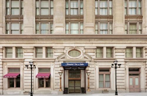 Downtown Baltimore Hotel | Hampton Inn & Suites Baltimore Inner Harbor