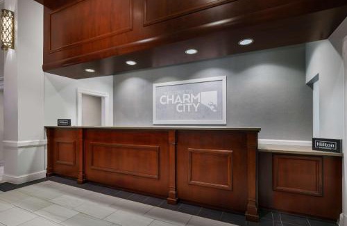 Downtown Baltimore Hotel | Hampton Inn & Suites Baltimore Inner Harbor