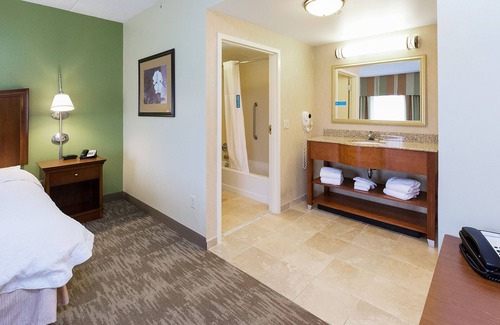 Blairsville Hotel | Hampton Inn & Suites Blairsville