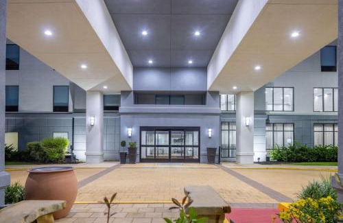 Brenham Hotel | Hampton Inn & Suites Brenham